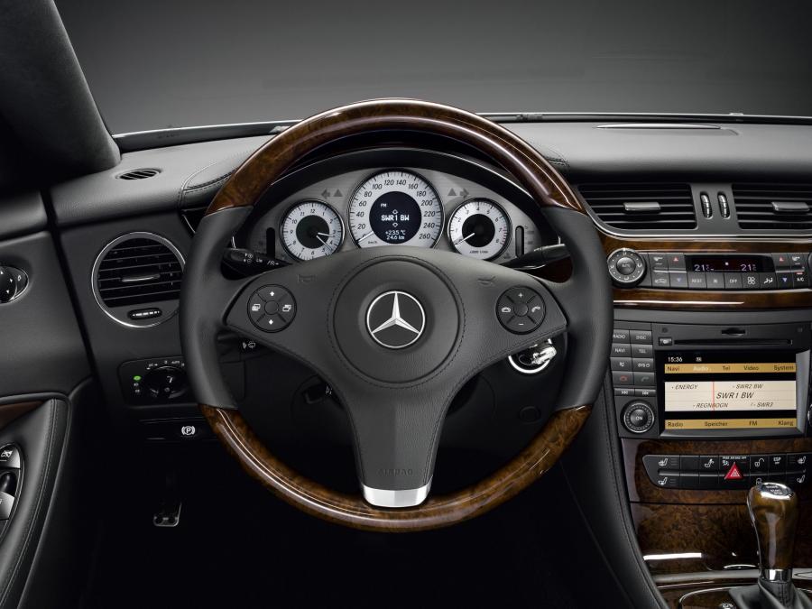  Mercedes-Benz CLS350 CGI Grand Edition 2009 года  (фото 17 из 39)